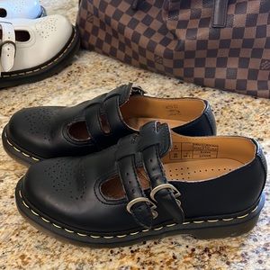 Dr. Marten Mary Janes size 7